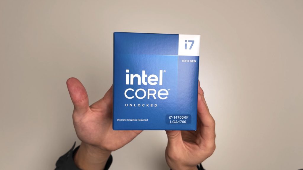 【自作PC】ただ白いPCがデスクにあったら嬉しいんだ。作ろうか、30万円で。(後半)