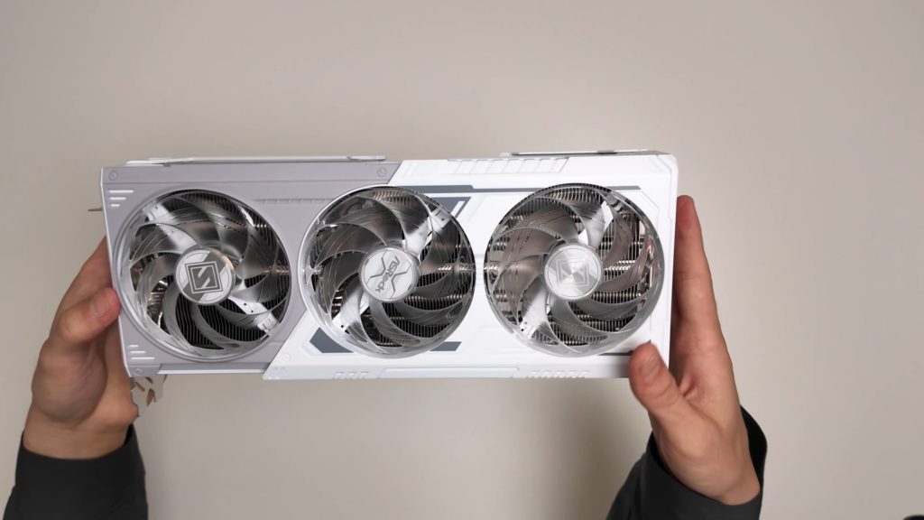 【自作PC】ただ白いPCがデスクにあったら嬉しいんだ。作ろうか、30万円で。(後半)