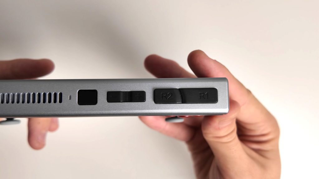 【AYANEO POCKET MICRO】さながら金属の塊。小さな筐体大きな可能性【ガジェットレビュー】