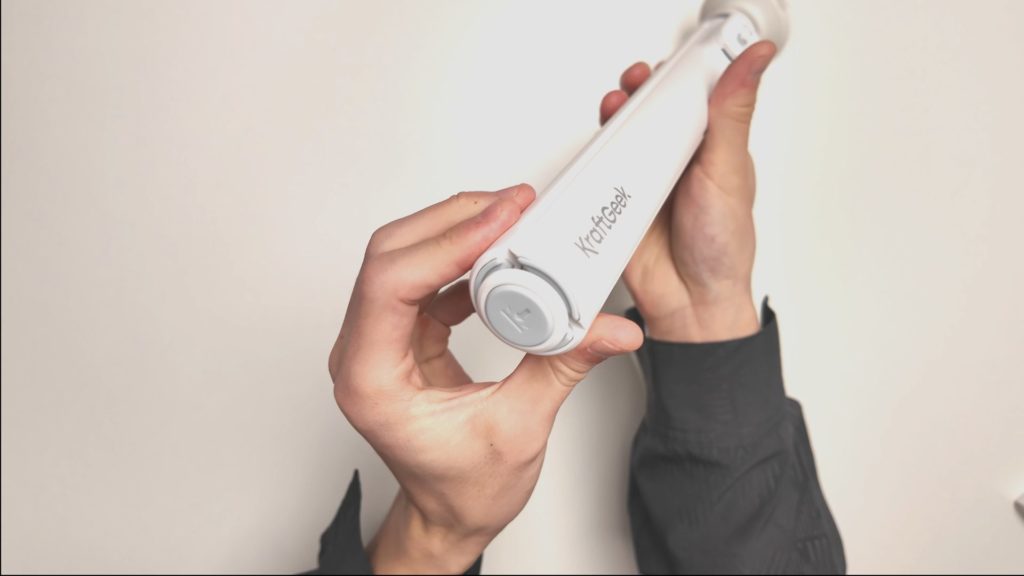 【KraftGeek】MagSafe三脚「JustTap」を徹底レビュー！片手で展開、置くだけ装着。これ、理想のスマホ三脚かもしれません【PR】