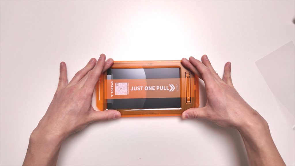 【TORRAS GlassGo Ultra】貼り付けを必ず失敗する男 VS 絶対失敗しないNintendo Switch2用ガラスフィルム【PR】